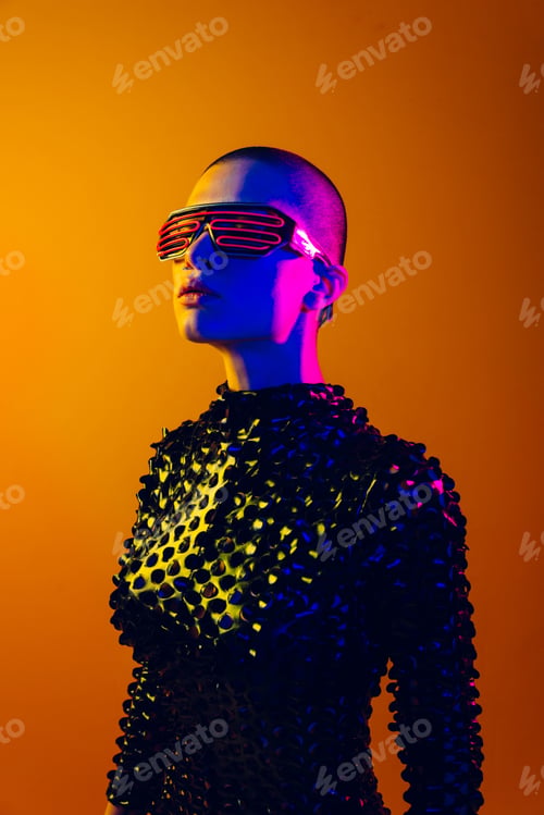 Preview: Beautiful woman with stylish clothes
