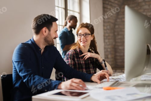 Preview: Picture of architects working together in office