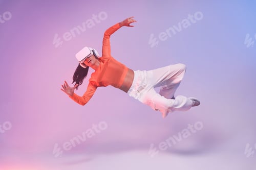 Preview: Woman in VR glasses falling down