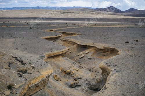 Preview: Volcanic landscape in Ecuador