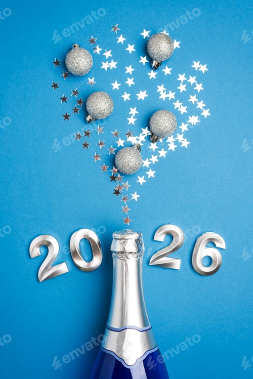 Visualização: Celebração de champanhe de ano novo de 2026 com confetes de prata em fundo azul