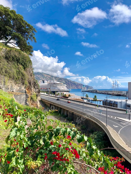 Preview: beautiful view of Funchal city road, Madeira, Portugal