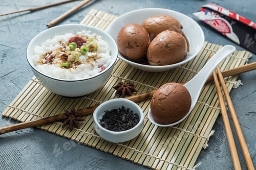 Preview: Tea eggs with rice porrige