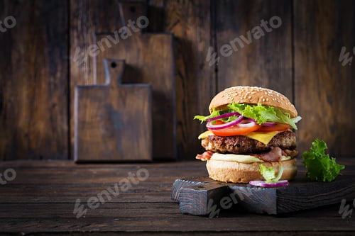 Preview: Hamburger with bacon, turkey burger meat, cheese, tomato and lettuce