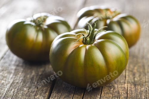 Preview: Dark brandywine tomatoes.