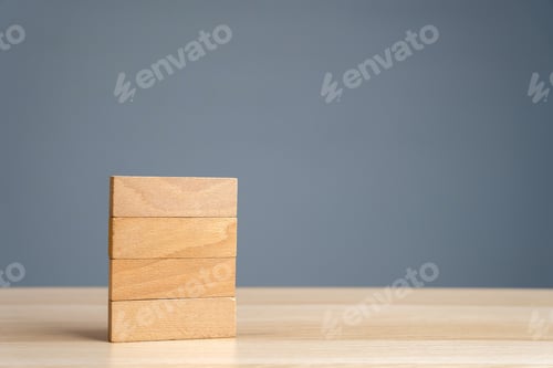 Preview: Empty wooden blocks. Management of risks