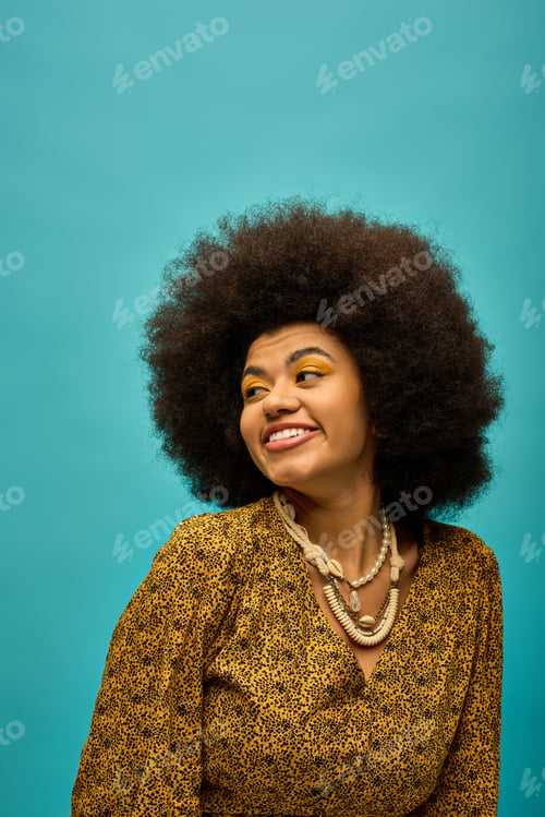 Preview: Vibrant Afro Beauty Smiling
