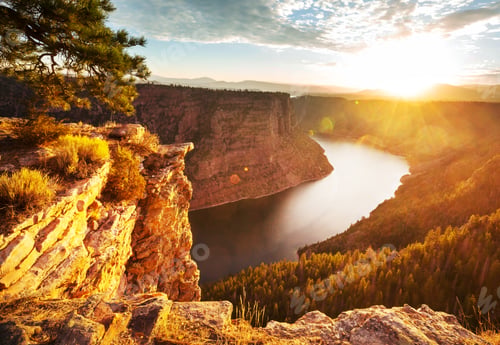 Preview: Flaming Gorge