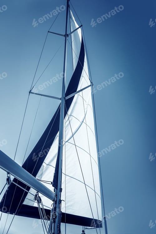 Preview: Beautiful sailboat