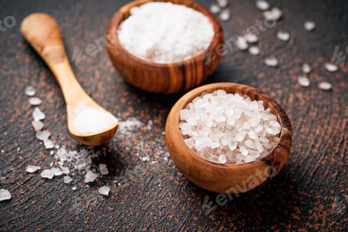 Preview: White sea salt on rusty background