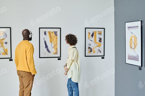 Preview: People visiting gallery of modern art
