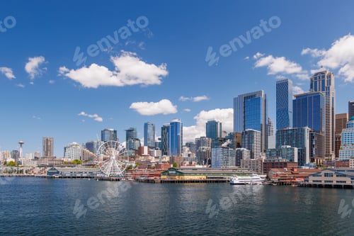 Preview: Bright and sunny panoramic view of Seattle skyline from the water