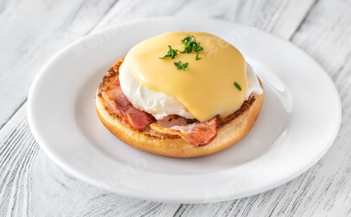 Preview: Eggs Benedict with bacon