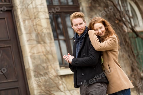 Preview: Young couple