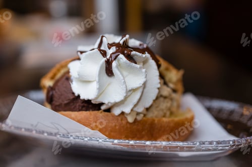 Preview: Italian ice cream artisanal preparation