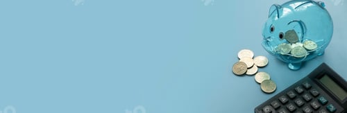 Preview: Savings Concept with Calculator and Piggy Bank