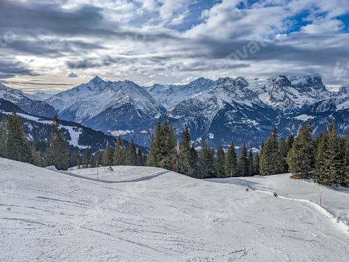 Preview: Panorama of winter skiing in Hasliberg Meiringen, Bernese Oberland, Switzerland