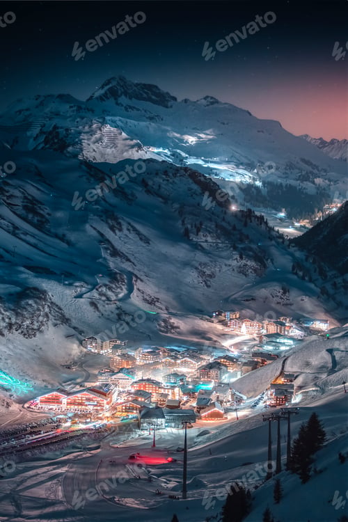 Preview: Zürs village at blue hour