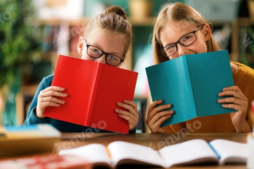 Preview: Children are learning in the class