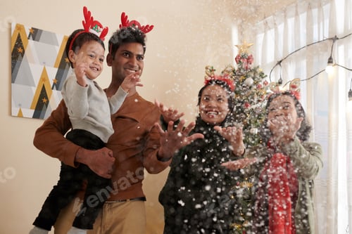 Preview: Family Fun Celebrating the Holiday Season Together