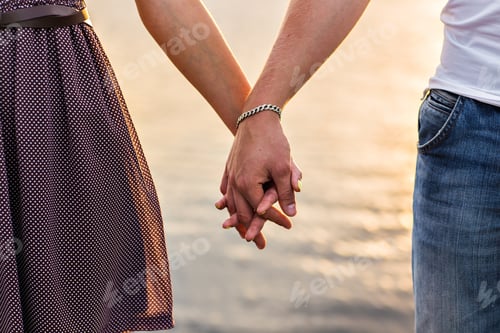 Preview: Happy couple holding hands