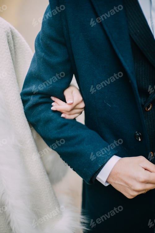 Preview: Details of the wedding day