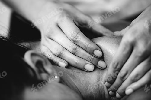 Preview: Shoulder blade Sports Massage Therapy
