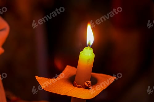 Preview: Catholic faithful light candles at Easter Vigil procession in Nepal.