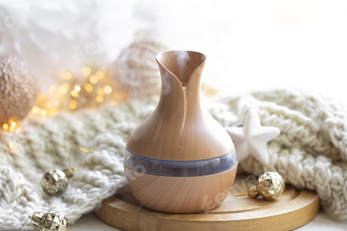 Preview: Christmas still life with an aroma diffuser for moisturizing the air.