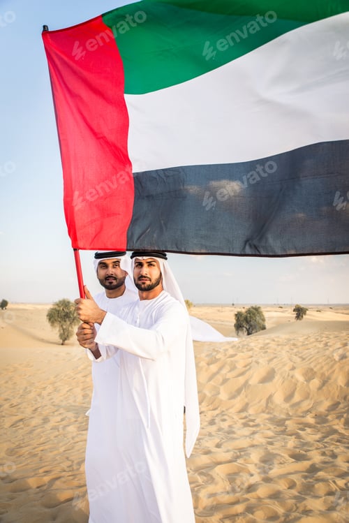 Preview: Arabic men in the desert