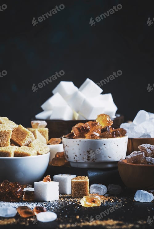 Preview: Assorted different types of sugar in bowls