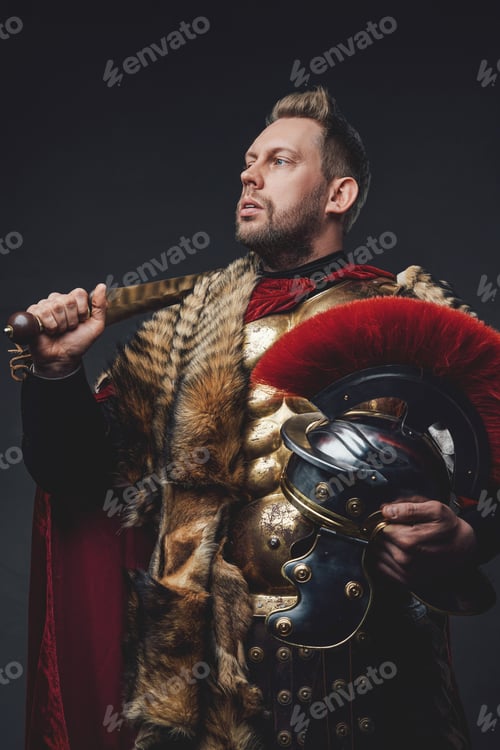 Preview: Ancient legionnaire with gladius on his shoulder