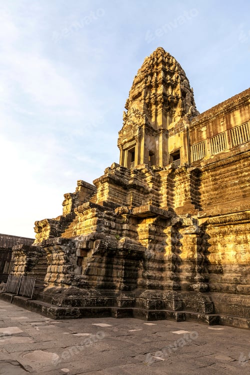 Preview: Sunrise in temple courtyard in Angkor Wat, Siem Reap, Cambodia