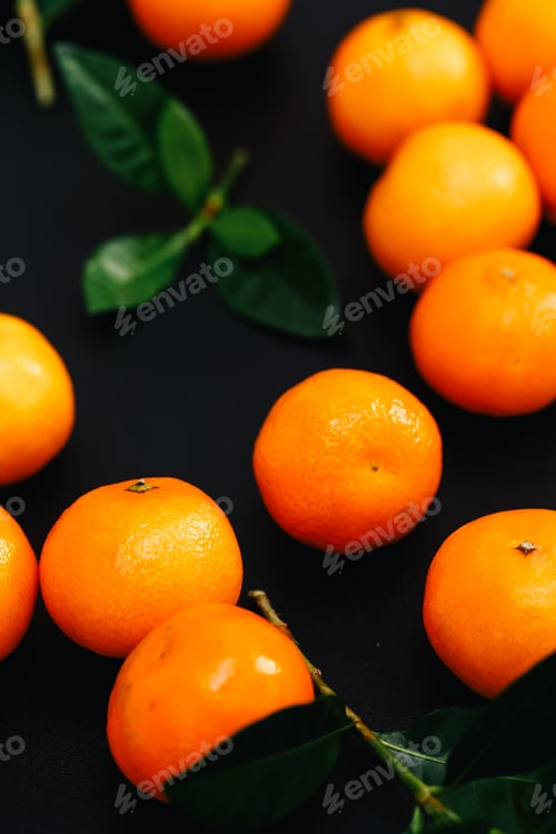 Preview: Mandarins on the table