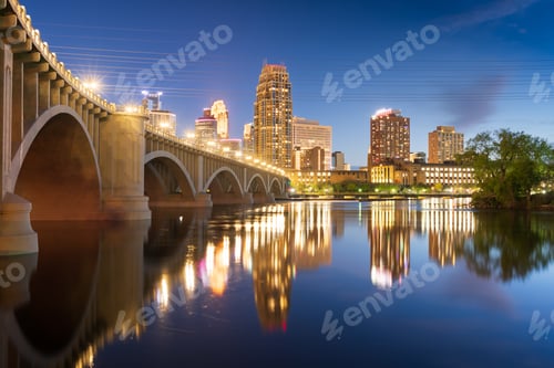 Preview: Minneapolis, Minnesota, USA Skyline on the Mississippi River