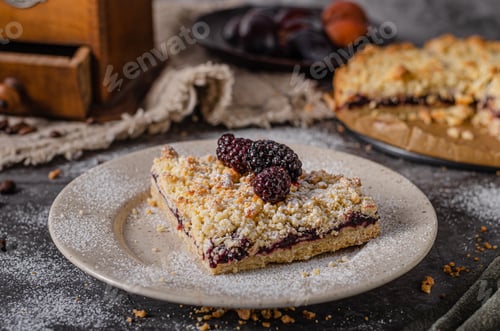 Preview: Rustic pie with forest fruit