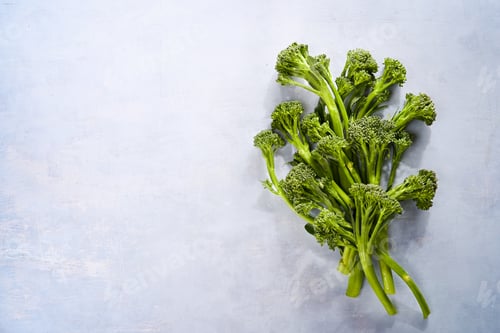 Preview: Broccolini fresh organic broccoli florets green vegetable baby broccoli.