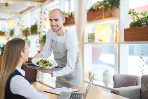 Preview: Lunch at restaurant