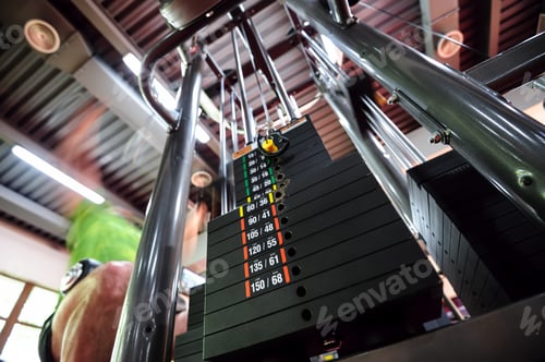 Preview: Upper traction gym machine