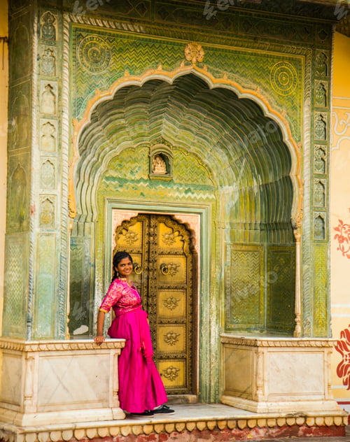 Preview: Indian young woman at city palace Jaipur in Rajasthan state, India