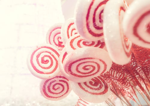 Preview: White and red candy