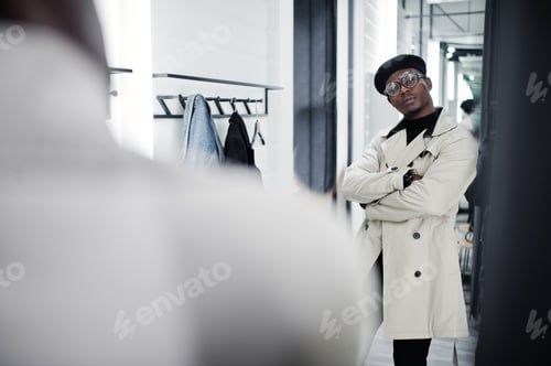 Preview: Black beret men