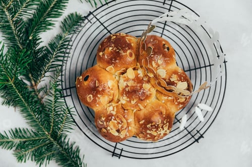 Preview: Swiss traditional bread - called in German Dreikönigskuchen or Three Kings Cake.