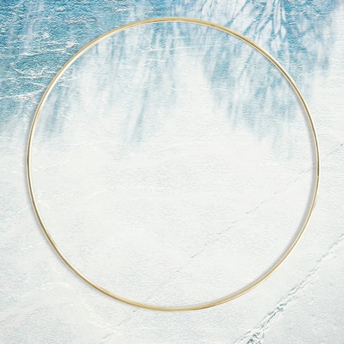 Preview: Trees shadow reflection on the snow-covered ground in Moscow, Ru