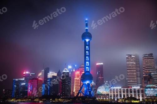 Preview: Nighttime view of the illuminated skyline