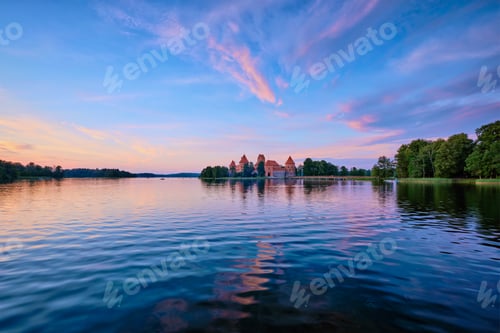 Preview: Trakai Island Castle in lake Galve, Lithuania
