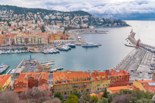 Preview: Nice in France, the harbor