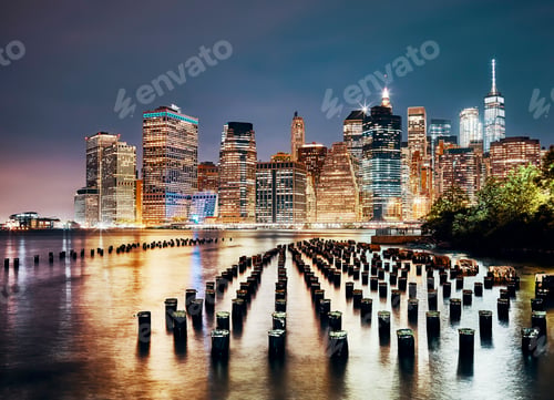 Preview: Manhattan skyline seen from Brooklyn at night, NYC.