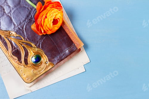 Preview: Notebook with flower