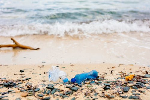 Preview: Plastic water bottles pollution in ocean (Environment concept)